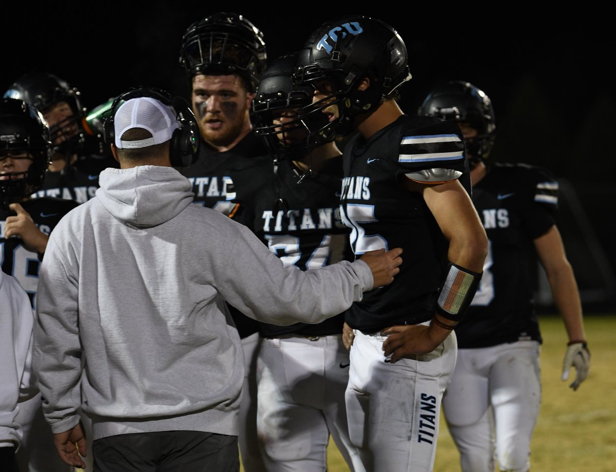 I'm going to miss this crew and not just because they laugh at my jokes.😜💙🖤🏈