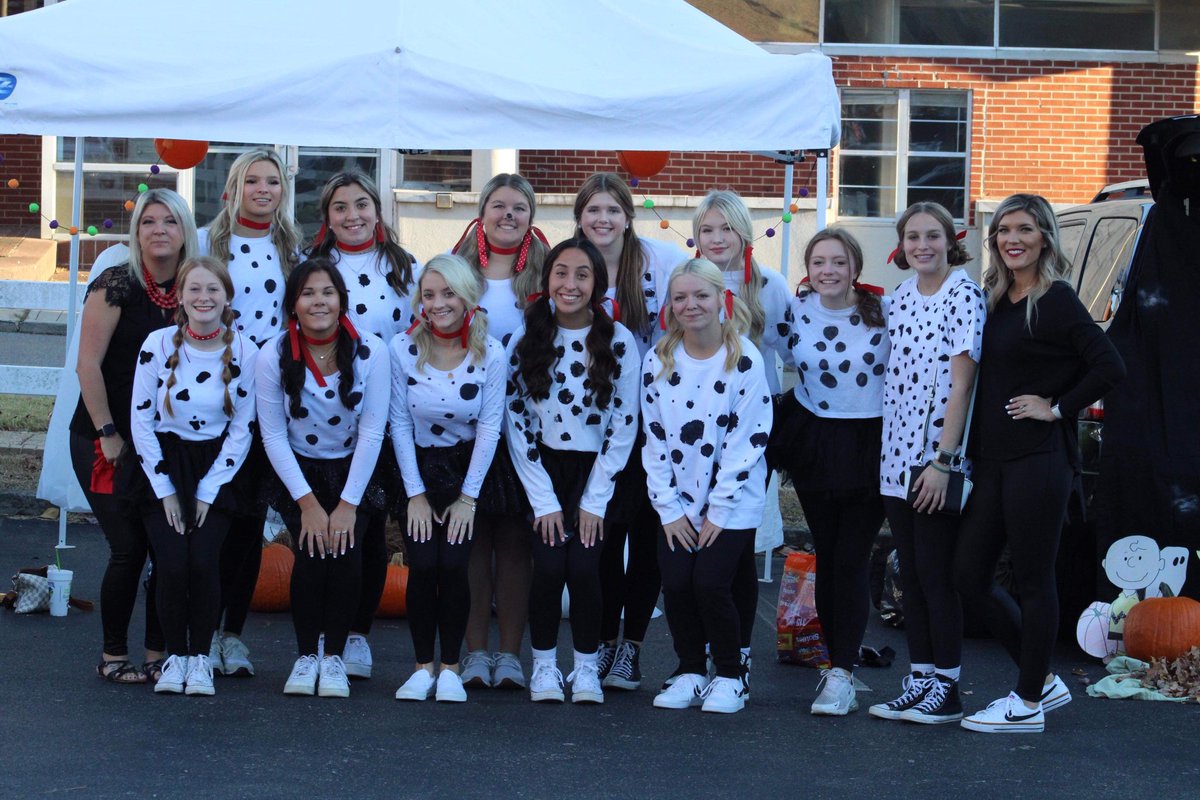 LCHS Panthers Cheerleaders tweet media