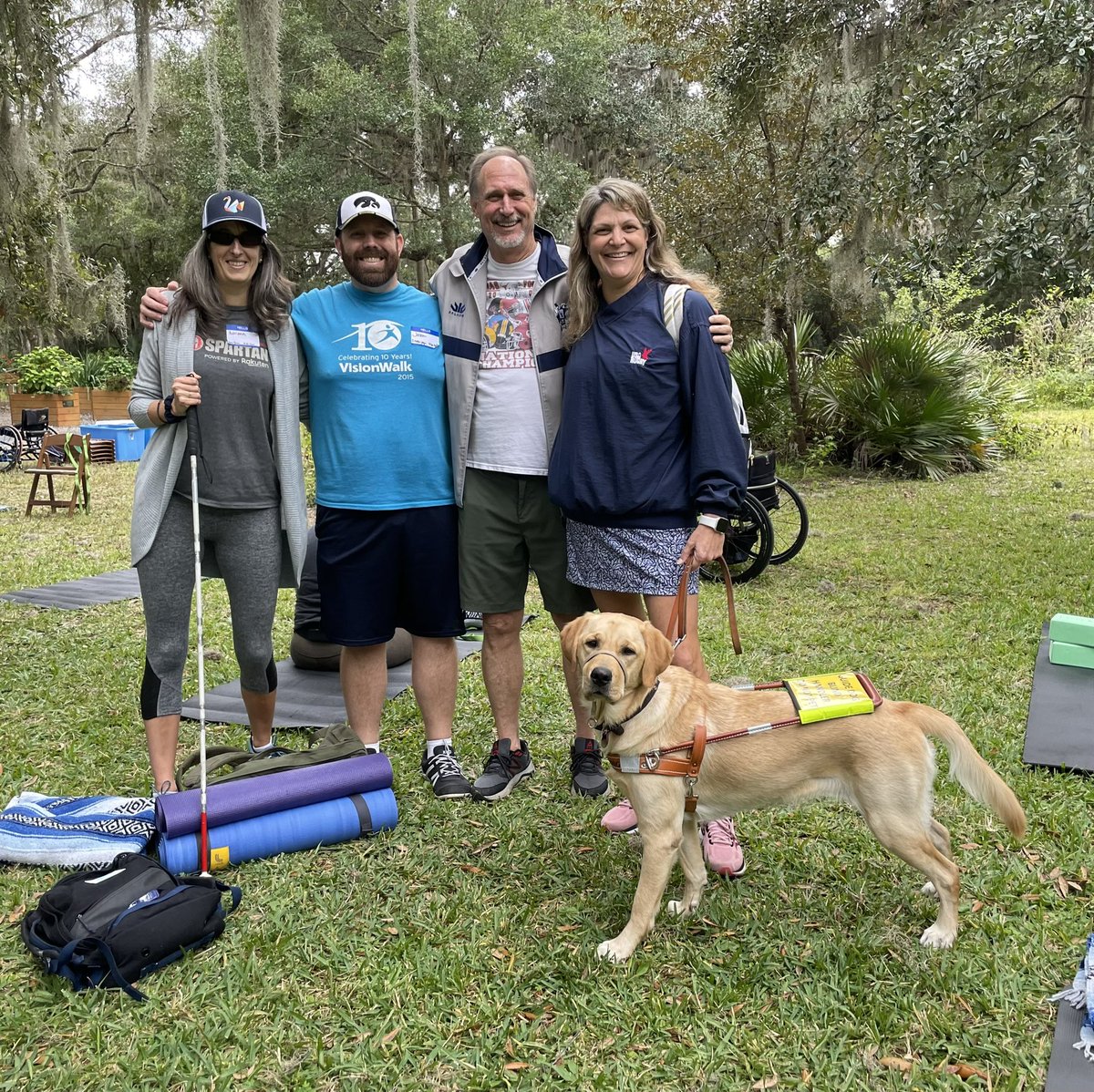ChickWithAStic2's tweet photo. We had the perfect day for #Yoga @JaxArboretum!  Thank you @BrooksRehab for organizing this unique opportunity! @MoveUnitedSport https://t.co/tee6lhfDI1