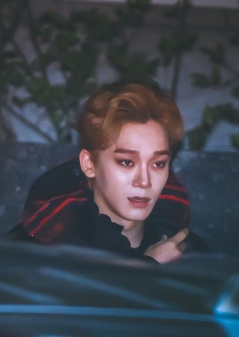 yyeolking's tweet photo. so pq eh halloween e eu nunca vou superar esse jongdae de vampiro https://t.co/90FuXLkbGh