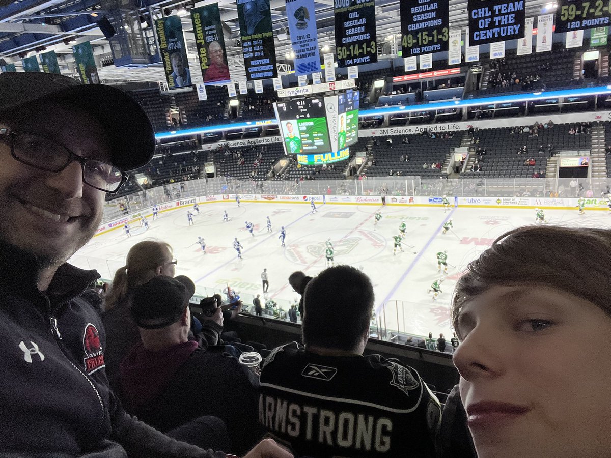 SRuddach's tweet photo. @LondonKnights  with my oldest! #snapshotgiveaway https://t.co/ab27eKwoCp