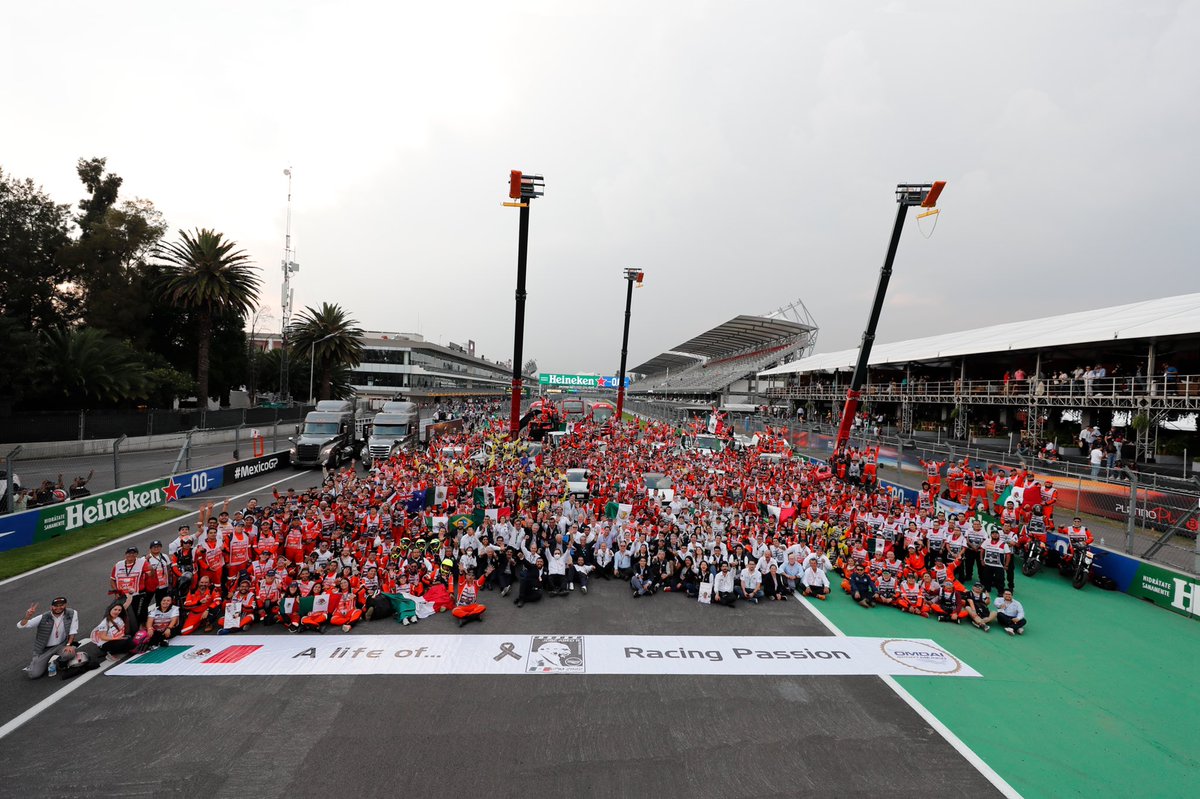 El equipo de Omdai para la #F1 listo para el <a href="/mexicogp/">Mexico Grand Prix 🇲🇽</a> de <a href="/F1/">Formula 1</a>  ¡Va por México y está vez también por #JoséAbed!