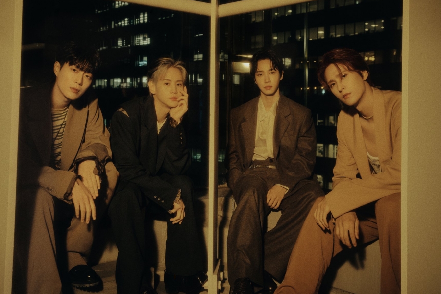 #Highlight Drops Stylish Group And Unit Teasers For 'After Sunset' Comeback soompi.com/article/155102…