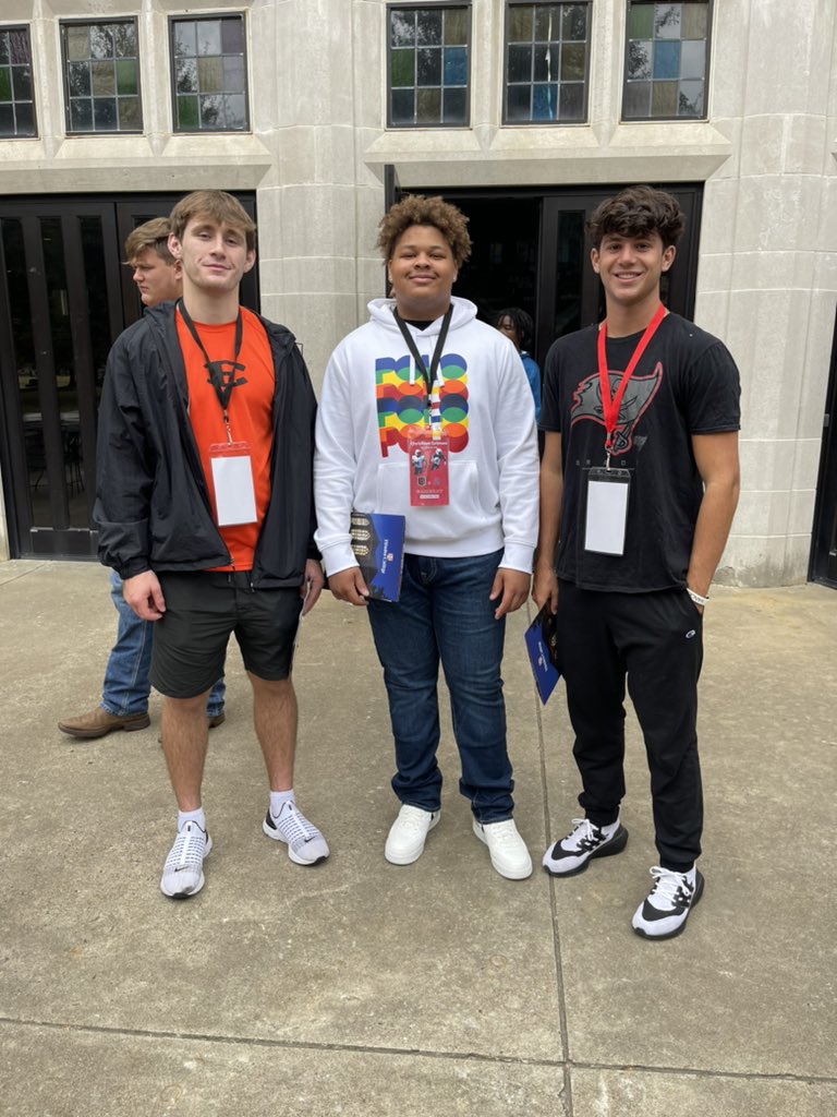 grimes2k23's tweet photo. Had a great time visiting @RhodesFootball today! Thank you to the coaching staff for getting me up there and showing me around! @EnsworthTigers @CoachRocBatten https://t.co/Q5UclwIRJX