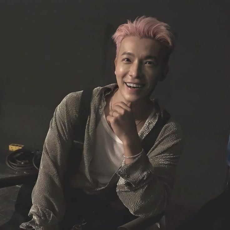donghae pics tweet media