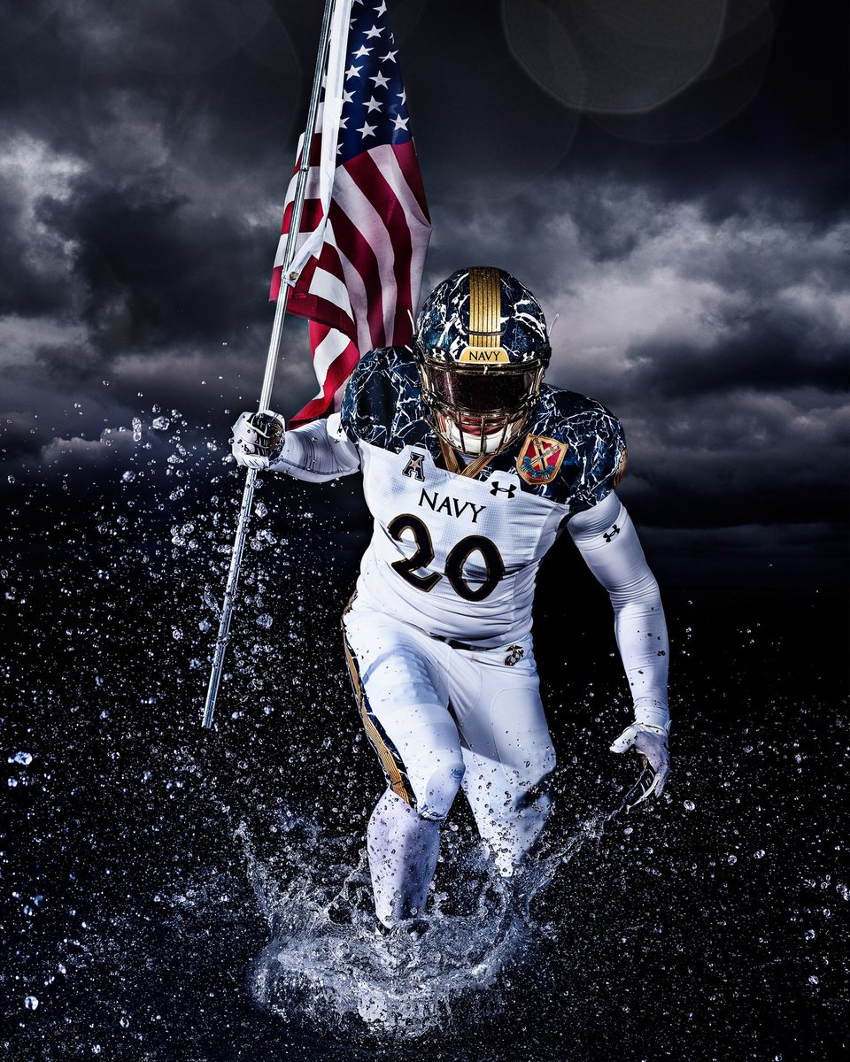 Trey_Dunn3's tweet photo. After a great game day visit, I am thankful to receive an offer from The U.S. Naval Academy!🇺🇸⚓️ Thank you @CoachIvinJasper @CoachConiglio51 @DannyPayneNavy https://t.co/poOBesy8pw