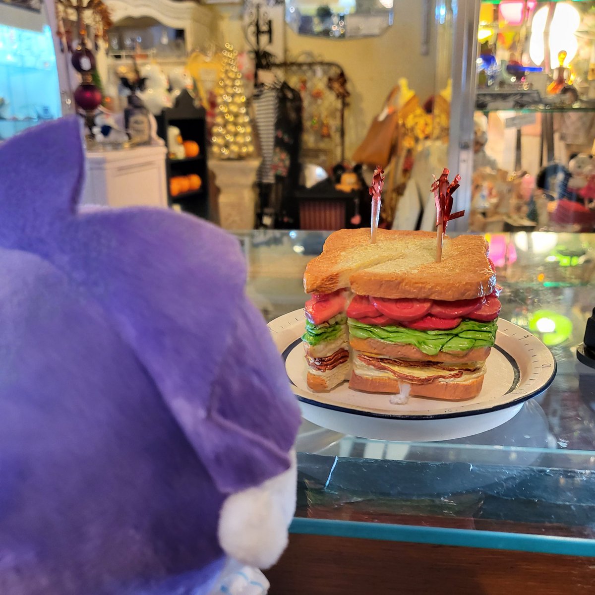 heroplushie's tweet image. S...Sandwich... 🫦
-
#OMORI #HERO #HEROPLUSH