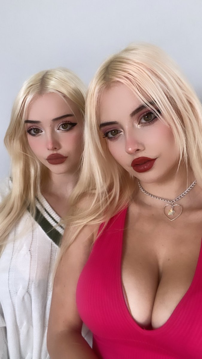 Lauren Burch ♡ on Twitter: "RT @JuliaaBurch: Twin @laurenxburch"