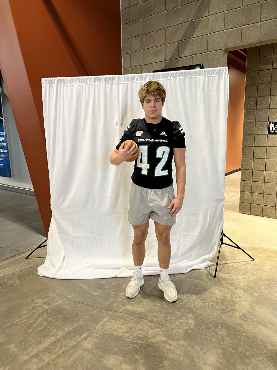 Had a great visit <a href="/UNDfootball/">North Dakota Football</a> today! It was a great game and a good win! Thanks for having me down <a href="/SamKing10/">Sam King</a> <a href="/coachflyger/">Austin Flyger</a> !