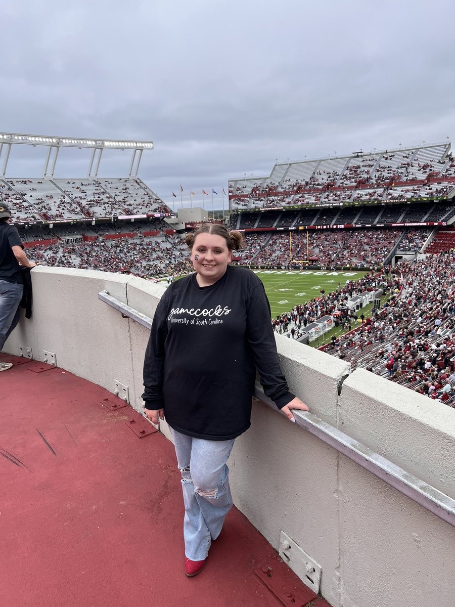 Emily_Brooke21's tweet photo. Had an awesome day in Willy B 🤙🏻#gococks #USC https://t.co/GlQyn3RIZk