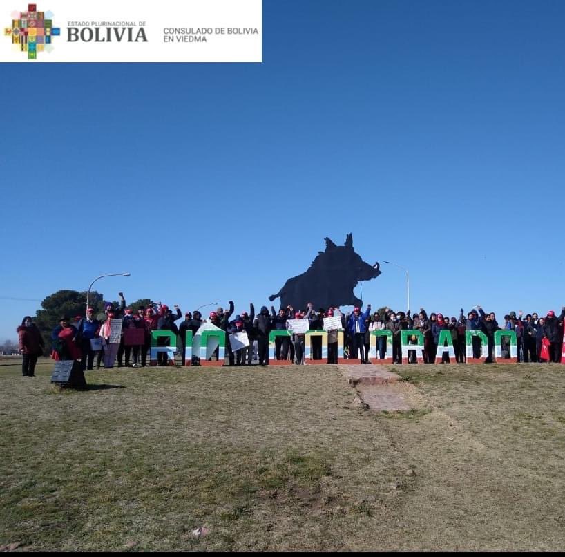 ConsuladoViedma's tweet photo. Felices por la participación de nuestros residentes de Río Colorado-Viedma, que se presentaron en la convocatoria“Apoyo de Iniciativas a Residentes Bolivianos en el Exterior” donde se seleccionó la iniciativa de nuestra comunidad promocionando su trabajo  agro ecológico https://t.co/nhKoEidmB1