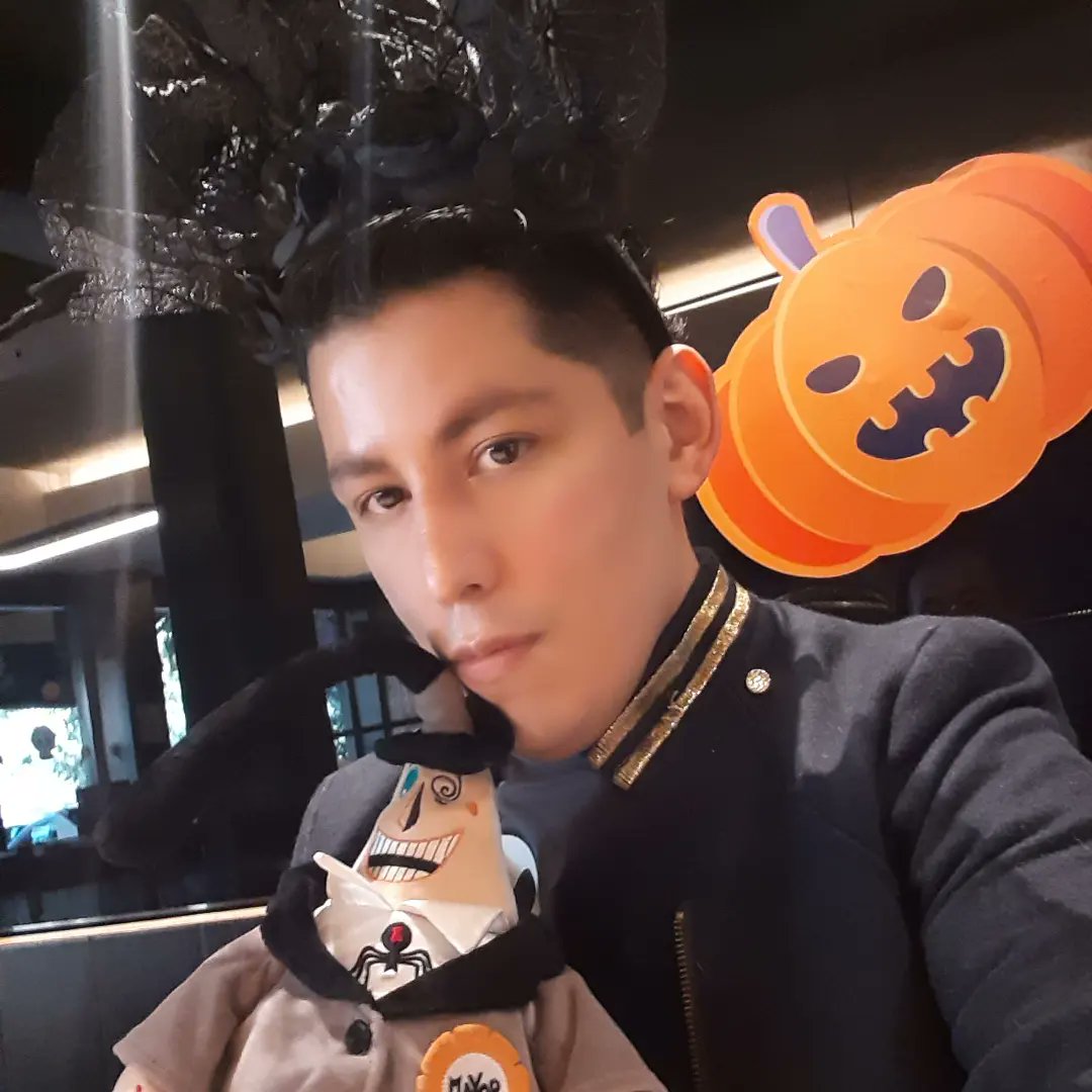 DanDanPurin's tweet photo. 🎃👻🦇Mas looks de #Halloween  con #TheNightmareBeforeChristmas  🦇👻🎃 #jackskellington #sallt #MickeyMouse #CHANEL #Prada #ハロウィン #ミッキーマウス #ディズニー #モデル #かわいい #おしゃれ #ファッション  #友達 #いいね #いいね返し #like4likes #LikeForLikes  #like4like  #Like https://t.co/KGq1Xvmqi4