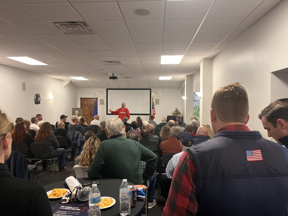 RonJohnsonWI's tweet photo. Back right where it all started for me in 2010 at Pagel's Dairy. 

The mission hasn't changed, this is fight for freedom and it's a fight we absolutely must win. https://t.co/itmz17qVwx