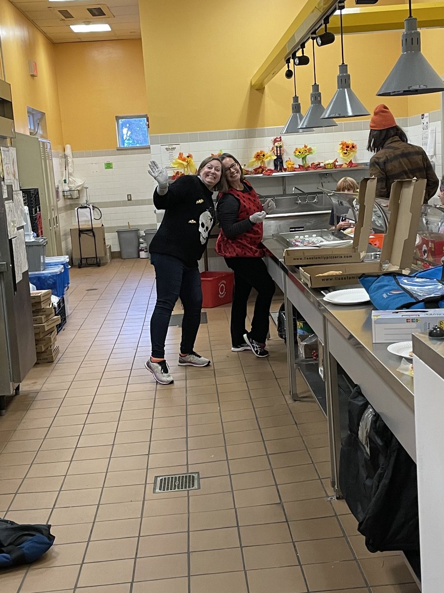 Food &amp; Fun at Rosie!  Happy Fall Festival Thanks PTO!  ⁦<a href="/RoosMelrose/">Roosevelt School</a>⁩ ⁦<a href="/MelrosePS/">MelrosePublicSchools</a>⁩