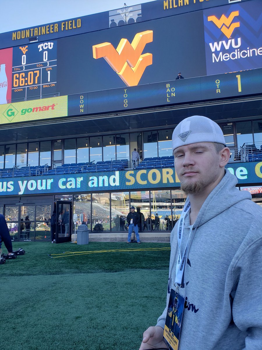 MattRat2024's tweet photo. Had a great time @WVUfootball today! @AthleteLevel @fchsrebelsfb @TPW_CUNNINGHAM @prepstar360 @Tony_TDUB @MorganGHS19 #27ratcliffe #NLAT https://t.co/GKA5XgqdMa