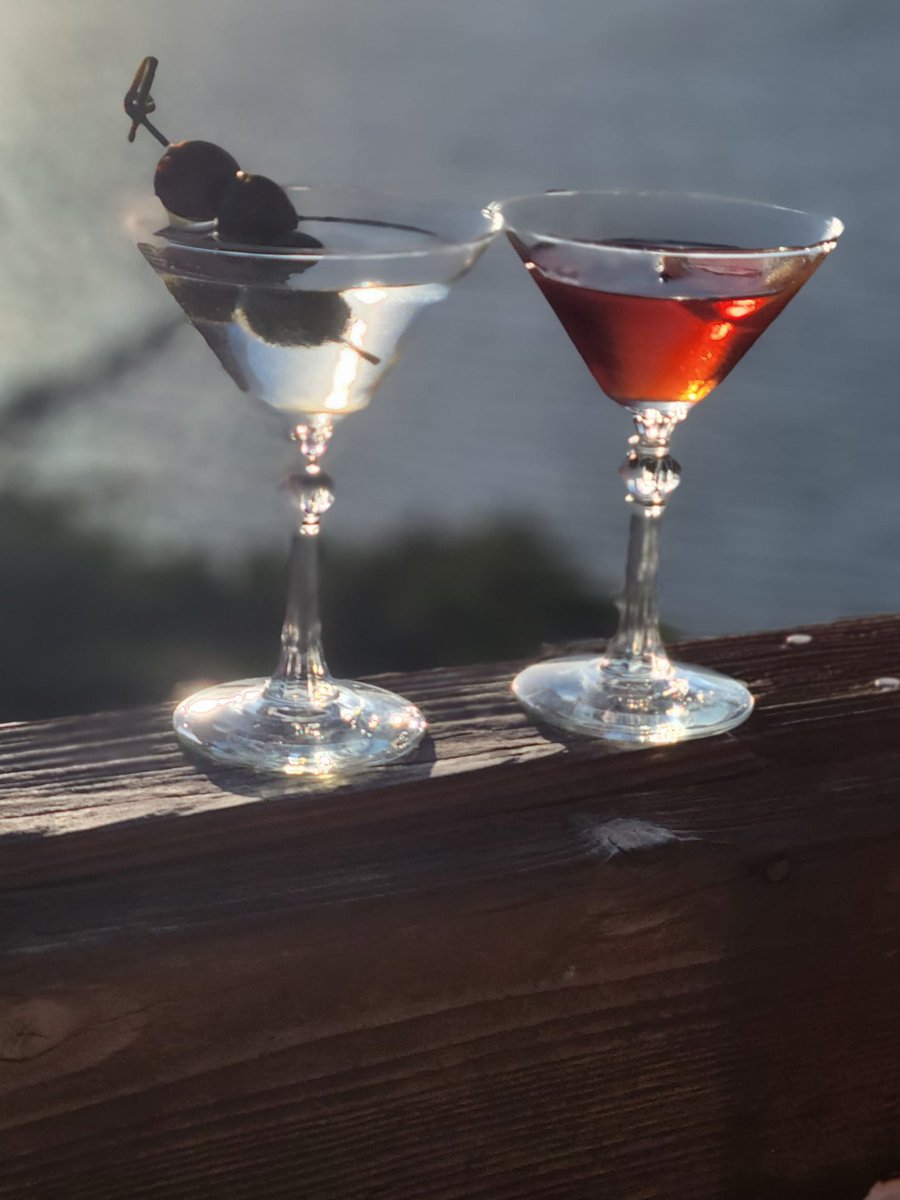 RiversEndJenner's tweet photo. Nothing quite like a weekend on the River… ✨🍸

Make your reservations at https://t.co/IfljybX9lE #RiversEndJenner #SonomaCoast https://t.co/95x28mC2qe