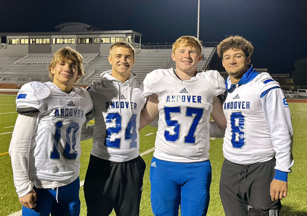 ahsbluecrew24's tweet photo. What a run it’s been for these guys the past 4 years. You guys have dealt with so much adversity and overcame many challenges. Thank you seniors, we are so proud of you. FNL will be missed🏈💙 #RTFL @ahs_trojanFB https://t.co/PR98Yr6Bt2