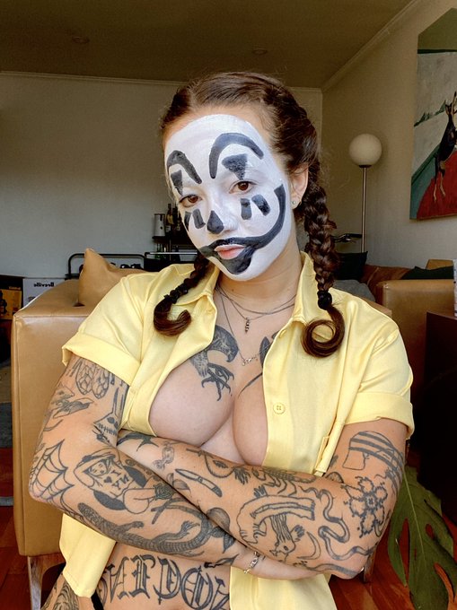 it&rsquo;s time for our annual whoop whoop https://t.co/pbsGRWs8Fl