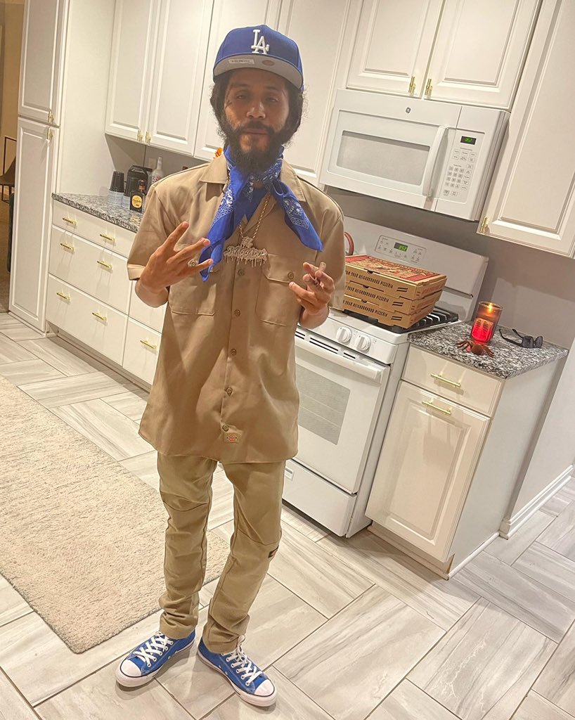 elswaggador18's tweet photo. “I’m Prolific so gifted I’m the type that’s gone go get it.. no kiddin” ♿️ - Long Live Hussle
#CipNip
#Halloween2022 😂 https://t.co/Pk4p67xUmM