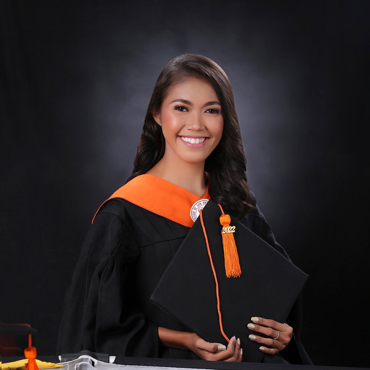 _msdcyee's tweet photo. Grad pics🫶🏻 https://t.co/UP8Y7kM5ma