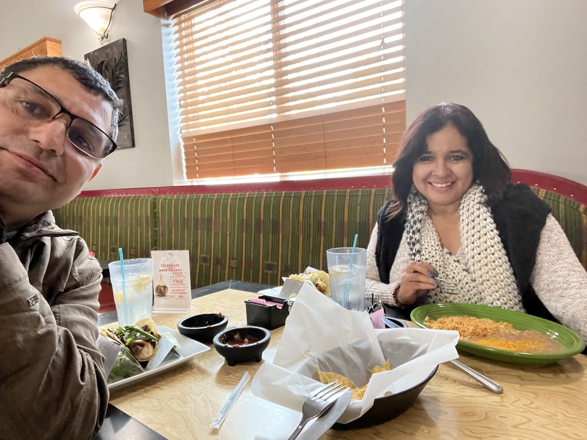 rjsgd7's tweet photo. #sabor20years at Cafe Sabor Bear Lake, UT. Mar y Tierra and fish tacos https://t.co/3aVdP4loKv