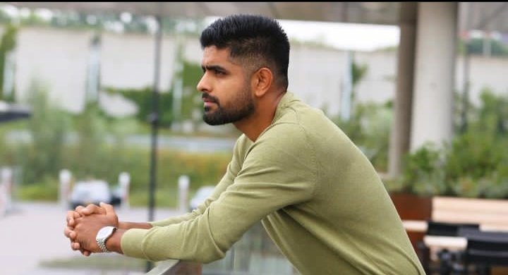 iamasoomaa's tweet photo. Me: Ya Allah please save the respect of Pakistan tomorrow😢❤️
02.30AM thoghts
#ICCT20WorldCup2022 https://t.co/QyBOT46wVO