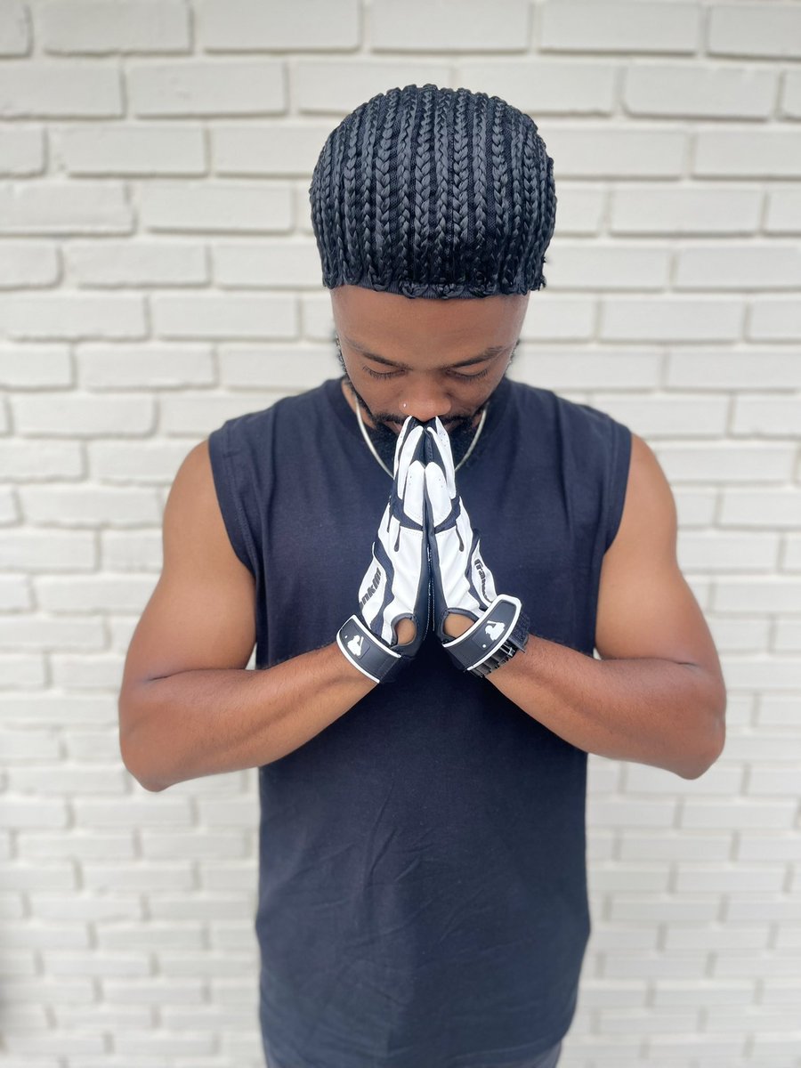 jefechindrix's tweet image. Happy 🎃 🧊 📦