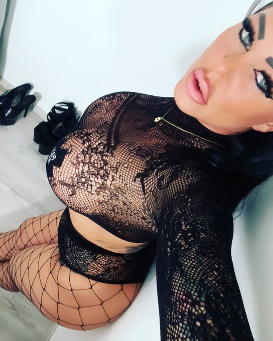 Im online now on https://t.co/aYguN8GXDD https://t.co/iL8ljwHBzo https://t.co/dJPIebRbmm visit me leid<a href="/tag/camgirl"class="tags"><span>#camgirl</span></a><a href="/tag/milf"class="tags"><span>#milf</span></a><a href="/tag/hotmommy"class="tags"><span>#hotmommy</span></a>