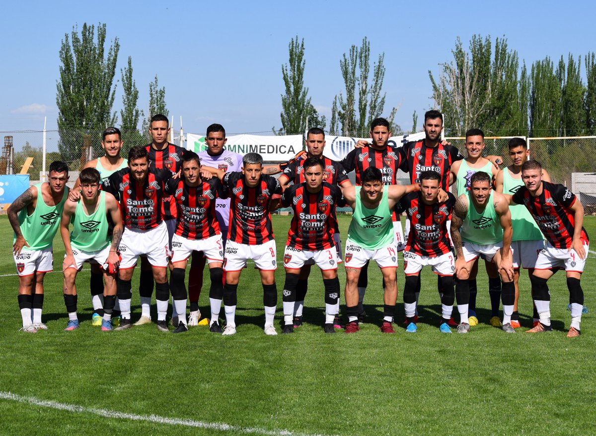 ⚫🔴⚫nueva goleada de Fadep !
Fue (3-0) contra el escolta "San Martín" por la fecha10 de la #lmf para seguir invictos y líderes con valla invicta!