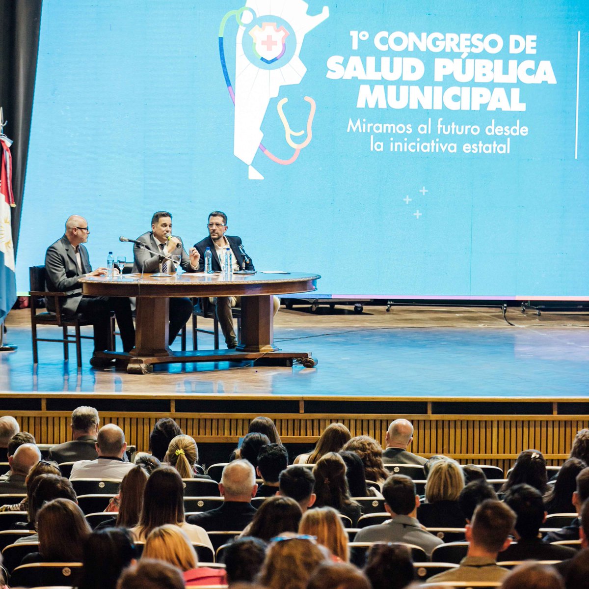 sergiorevillaar's tweet photo. Primer Congreso de Salud Pública Municipal 🙌
Disertamos sobre el proceso de transformación digital del Sistema Sanitario de la Municipalidad de Córdoba.
Felicitaciones a todos los que lo hicieron posible 👏 💪 #saludpública #municipalidad #cordoba #saluddigital #congreso #salud https://t.co/DxWAuYg8cF