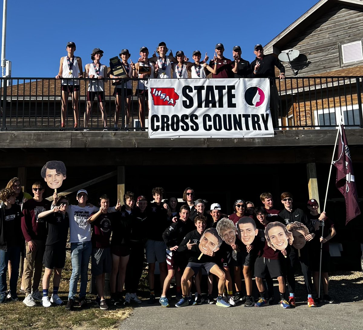 MaroonCrew's tweet photo. DOWLING CATHOLIC BOYS XC STATE CHAMPIONS! Jackson Heidesch wins state title with fastest time at state ever.  Flynn Milligan finishes 5th over all. Jack Flori and Max DeRocher round out 4 runners in top 15! Owen Wolfe, Matthew Bootman and Nick Klocke  finish out the state team! https://t.co/NsW3Kbztq6