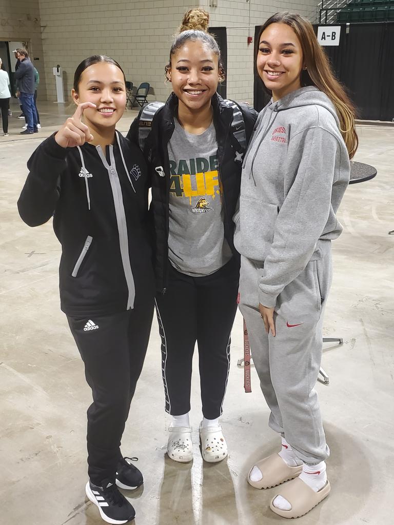ReynoldsburgGBB's tweet photo. From COBA to State Champs to the NCAA. Sisters for life #BTA #reynproud @ballertrin @Makiya_Miller24 @mya_1perry https://t.co/CJICuXYhQM
