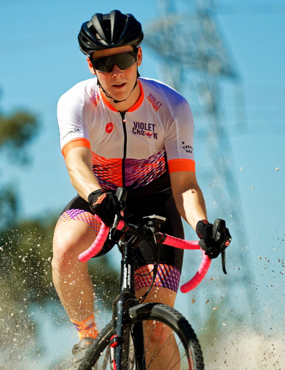 VioletCrownATX's tweet photo. Sign up for Webberville CX today! Registration closes Thursday, Nov. 3rd at midnight. Don't miss your chance to race on Texas' fastest CX course!

It's also the 2nd weekend of Capital City Racing's SXCX series, so keep your lead and sign up today!

https://t.co/asDKpEiGfb https://t.co/WALJOHs9U8