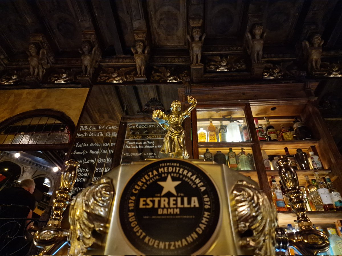 PuneerSoda's tweet photo. To visit an absolute gorgeous lively tavern that exists since 1856, and having a vendakkai based dish is the memory I want out of a holiday https://t.co/qWxnFfHGnD