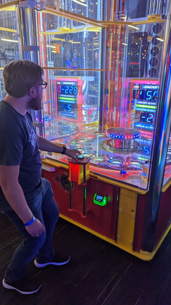 ExtraLifeLondon's tweet photo. Our arcade tournament at @FactoryLDNont is a great way to take a break and enter to win a fantastic prize! Enjoy unlimited play until 11:30pm and the winner will be announced at midnight. Grand prize of the tournament is 4 tickets to the London Knights!! #extralife https://t.co/FirIGRyzWX