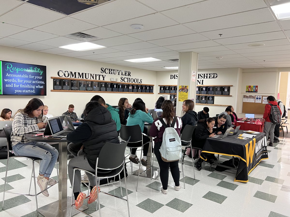 SCHSBertrand's tweet photo. Successful Apply2College Day Event this week! https://t.co/khZzPnumwT