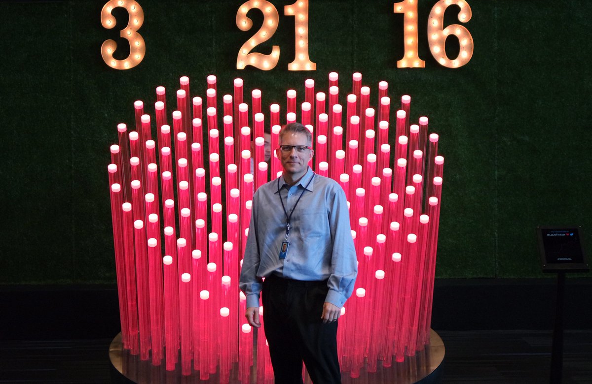 GreenScreenCine's tweet photo. Twitter will always be in my heart #LoveTwitter #LoveWhereYouWork https://t.co/zXcGVWBAY9