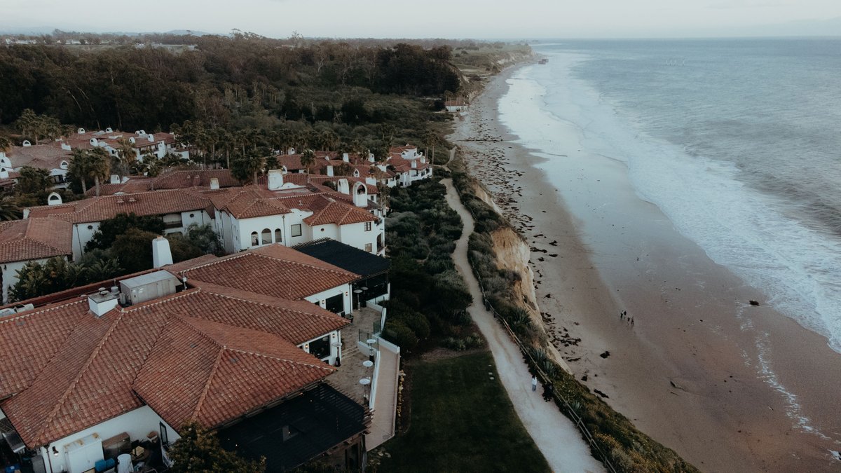 Enjoy a full weekend at The Ritz-Carlton Bacara enjoying Pinot Noir wines from around the world. Our Weekend VIP Passport is your ticket to a full WOPN experience. 

$200 off the Weekend VIP Passport, use code: HARVESTVIP
loom.ly/U0Okst4