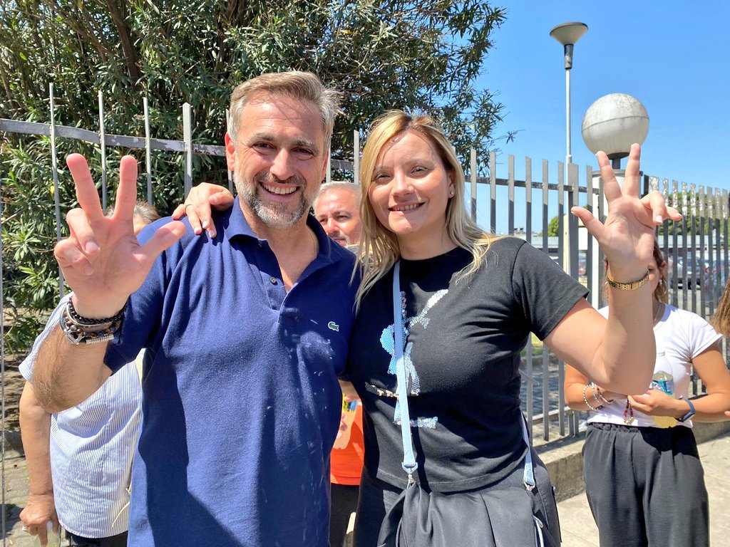 NadiaGMahut's tweet photo. A 39 años del retorno de la democracia, un radicalismo unido y fuerte avanza para consolidar el cambio que la Argentina necesita. Generar valores y sostenerlos con principios, siempre en la lucha por más igualdad y justicia es el camino. ¡Adelante Radicales! #UnidosGanamos https://t.co/FY34kHbLQr