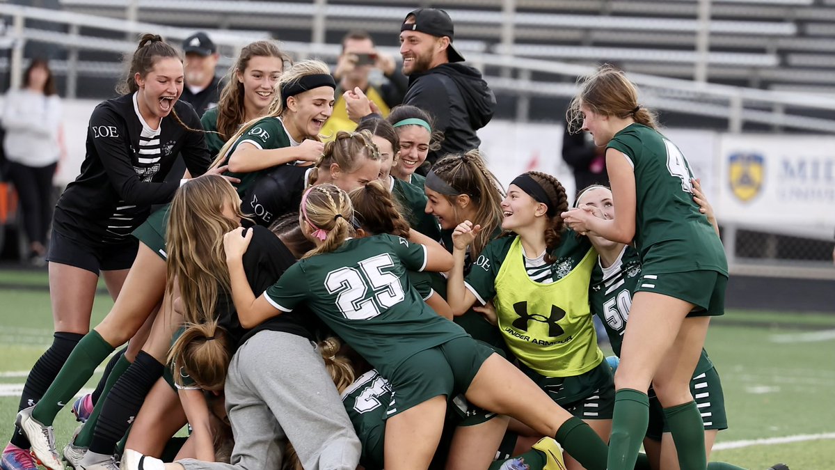 With a 5-0 victory over Elizabethtown in the championship game of the KHSAA Girls’ Soccer State Tournament Presented by UK HealthCare, 𝐒𝐨𝐮𝐭𝐡 𝐎𝐥𝐝𝐡𝐚𝐦 𝐢𝐬 𝐲𝐨𝐮𝐫 𝟐𝟎𝟐𝟐 𝐬𝐭𝐚𝐭𝐞 𝐜𝐡𝐚𝐦𝐩𝐢𝐨𝐧. ⚽️🏆