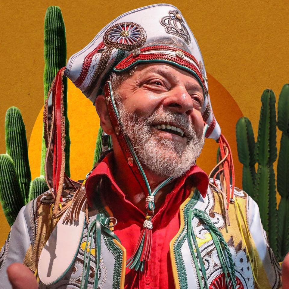 meanonlyarmys's tweet photo. O means como um squad que respeita a democracia, tem o prazer de deixar claro o apoio ao futuro presidente do Brasil: Luiz Inácio Lula da Silva ♥️
Lulinha que defende muito do que os meninos falam em suas letras 💜 https://t.co/qi64aNDnQq