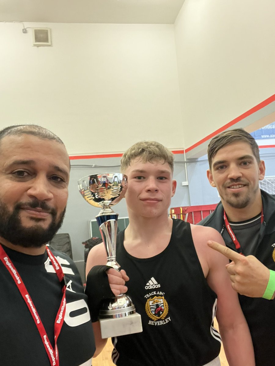 curtiswoodhous8's tweet image. Proud of you kidda @BenTytek 👌🏾🥊