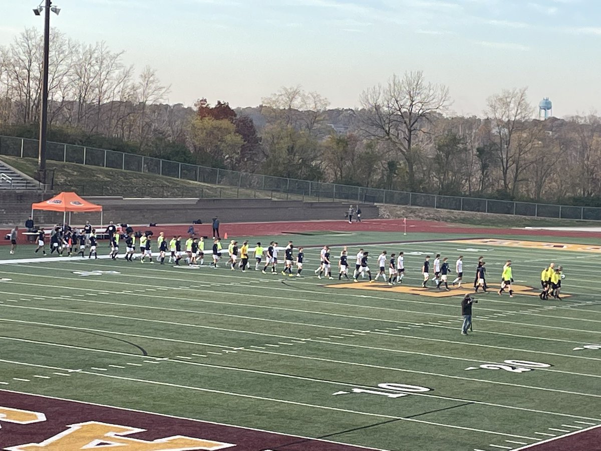 CoachBradHoyt's tweet image. Game Time….#StateTitle