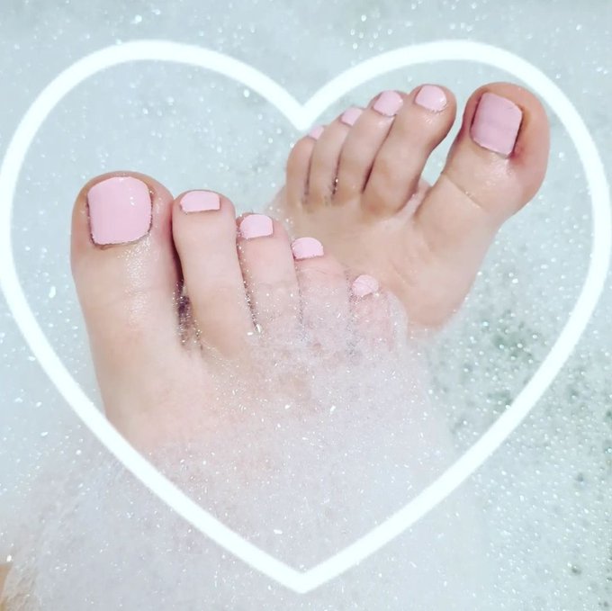 I Love my Foot👅 You Love my Foot?😈🍆💦 https://t.co/X1mPhkvuit<a href="/tag/neuesprofilfoto"class="tags"><span>#neuesprofilfoto</span></a>