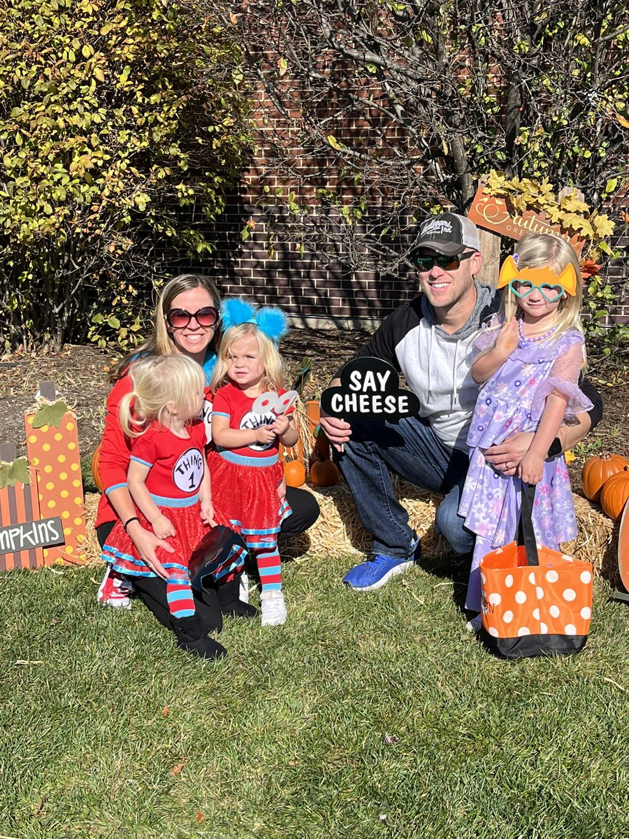 Heather Santiemmo tweet media