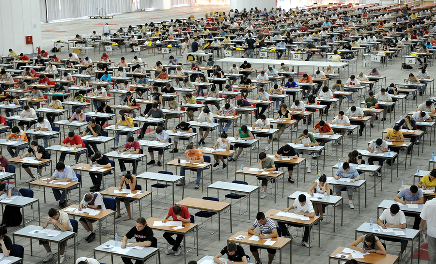 Yrradoc's tweet photo. Hoy deseo hablar del ENARM 2022 (Examen Nacional de Residencias Médicas) y si tienes a un conocido, amigo, hermano o familiar que quedo seleccionado deberías felicitarlo y desearle SUERTE,
¿Quieres saber por qué?🙂 https://t.co/ES1jiAIA3J