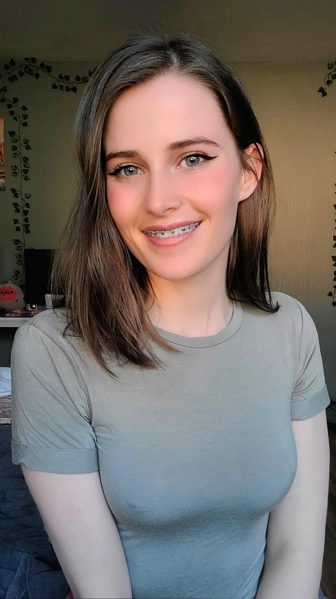 TW Pornstars Gamer Girl. Twitter. Tiny boobies, still cute?🥺. 10 29