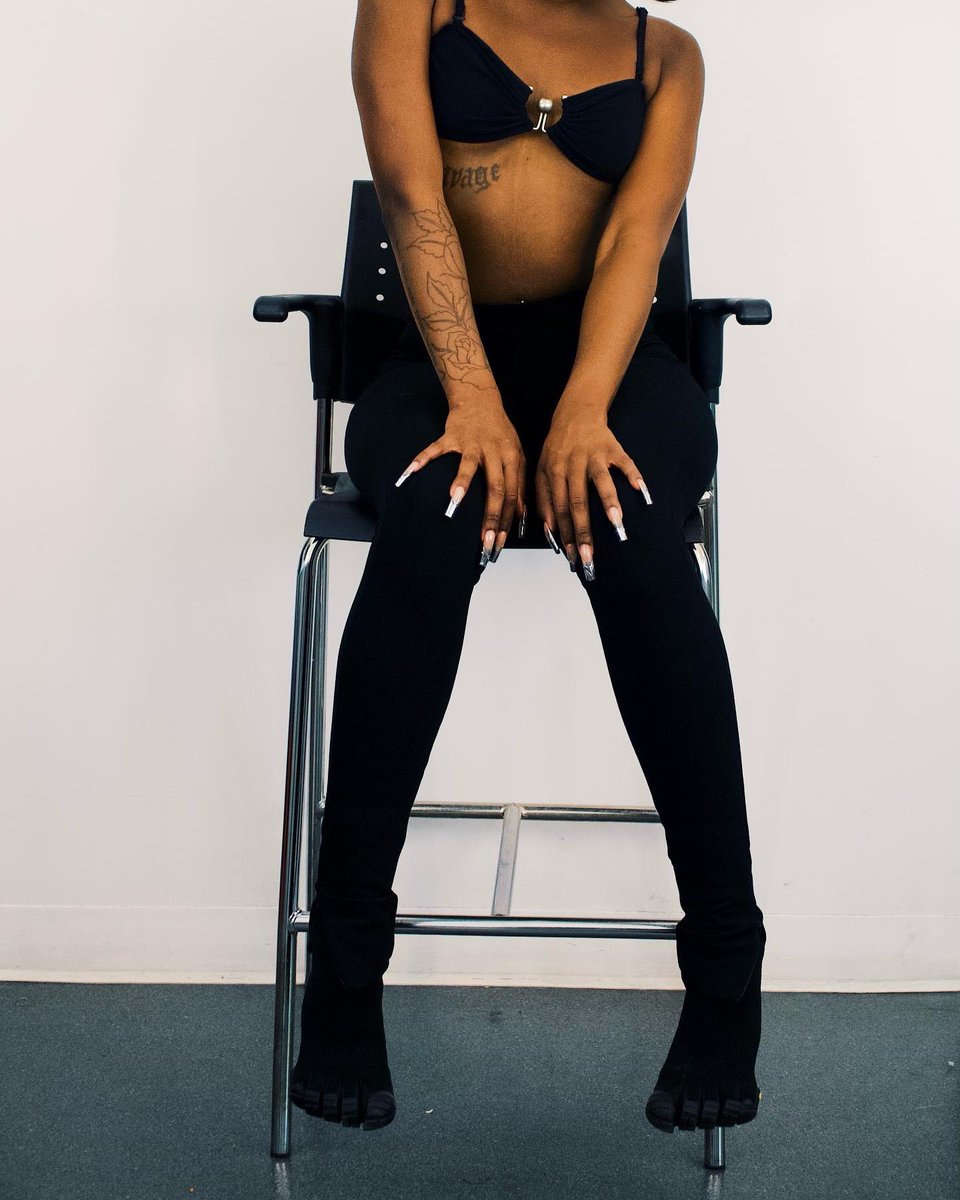 _FloMilli's tweet image. my turn 🥷🏾