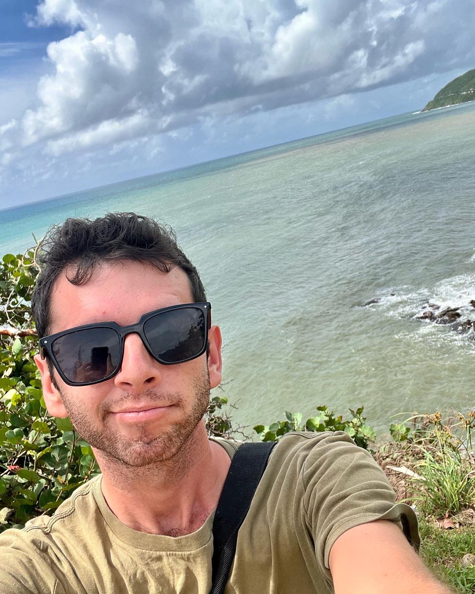 AaronM0594's tweet photo. Saturday morning walk ☺️ https://t.co/3mlNL7MqSe