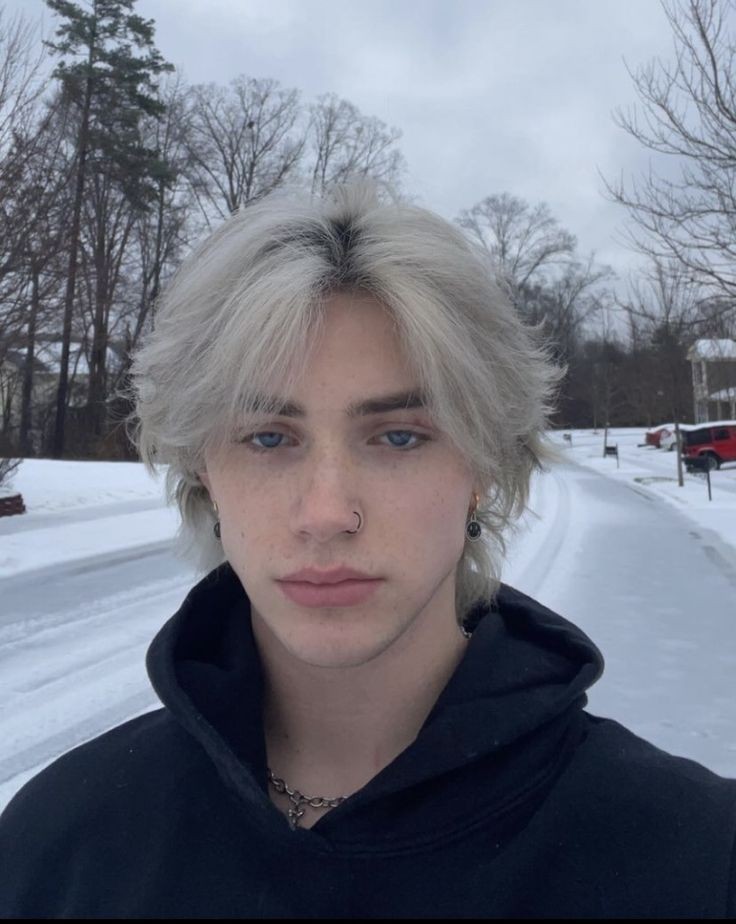 almadnamit's tweet photo. Lᴇᴠ Hᴀɪʙᴀ
            ᴘsʏᴄʜᴏʟᴏɢɪsᴛ — ɴᴏ ᴄᴀɴᴏɴ 
                           ғᴀᴠ ᴀɴᴅ ʀᴛ 

                     #hqrp #rp #anitwt https://t.co/gSzTbgWGHD